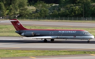 DC 9