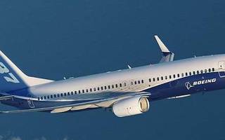 B737